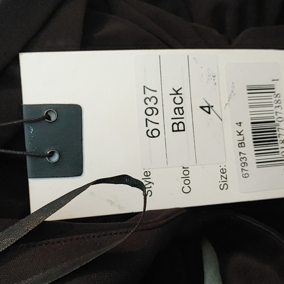 Mac Duggal One shoulder Ruched Cut-Out jersey gown size 4 - Picture 5 of 5